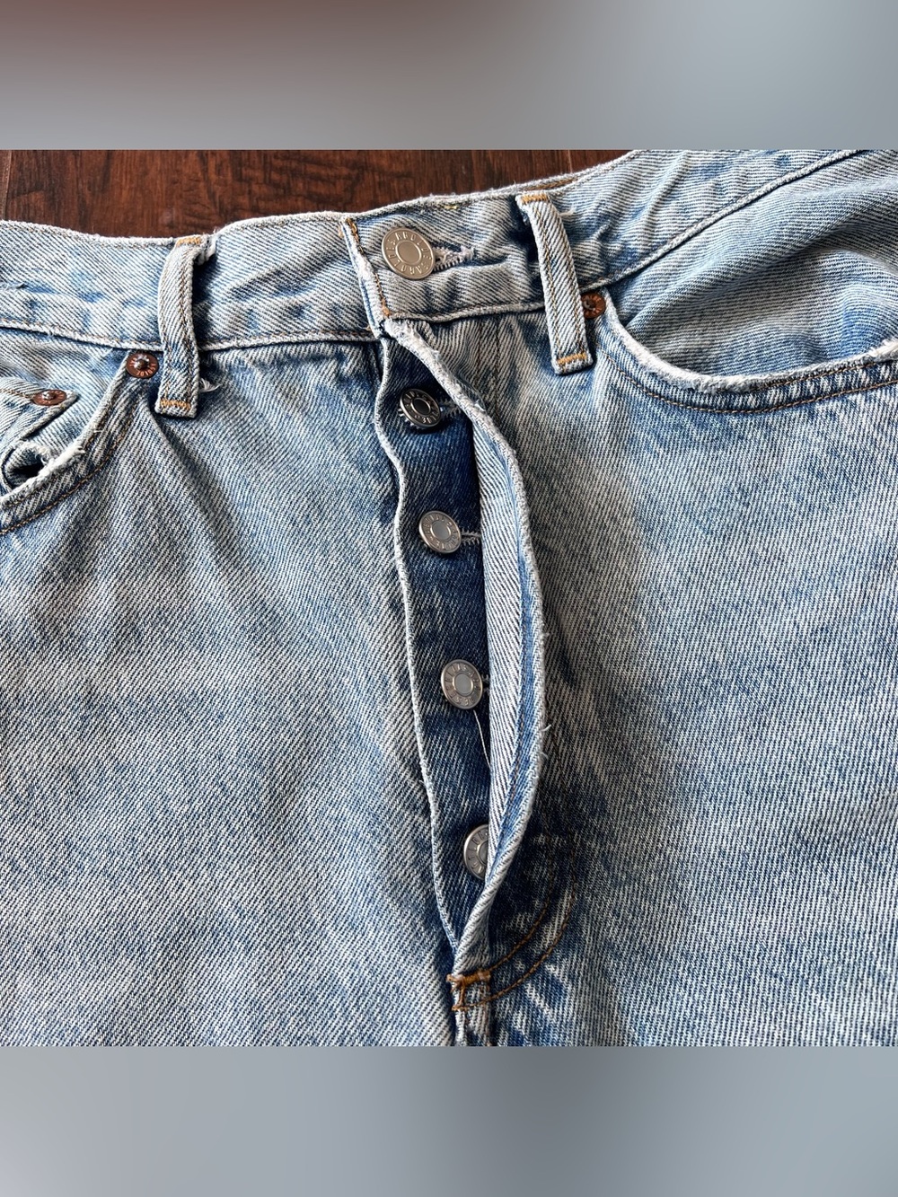 AGOLDE 90’s Crop Distressed Jeans Light Wash High Rise 28 - Picture 5 of 16